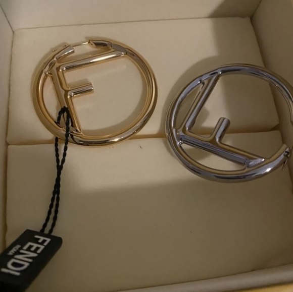 Fendi Earrings - Picture 9 of 10